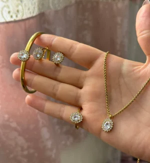 Parure Diamant Élégance 4 Pièces